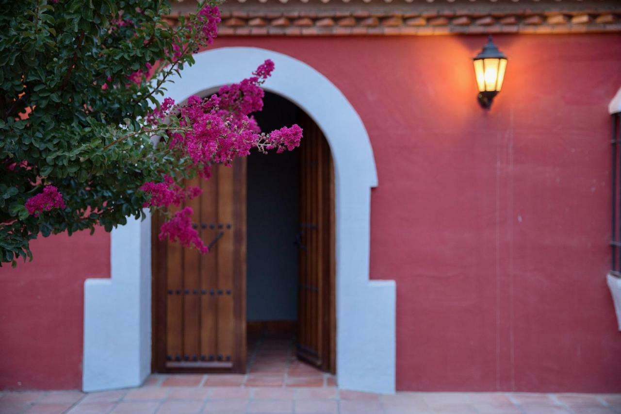 Hotel Rural Las Tejuelas Valdecaballeros ภายนอก รูปภาพ