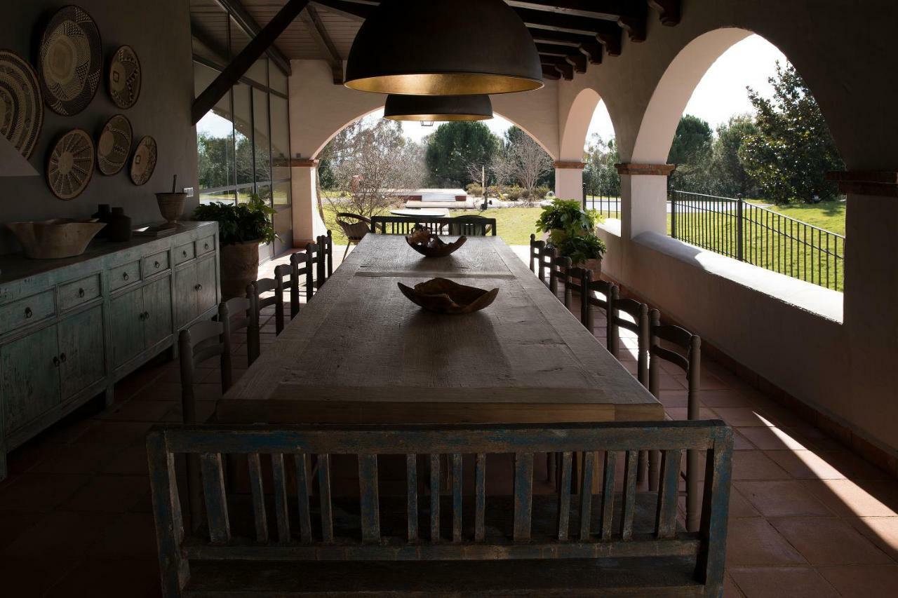 Hotel Rural Las Tejuelas Valdecaballeros ภายนอก รูปภาพ